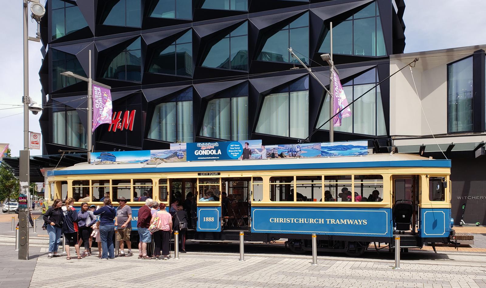Auckland Council Approves Rates Rise, Housing Density Changes, Transport Funding Shift